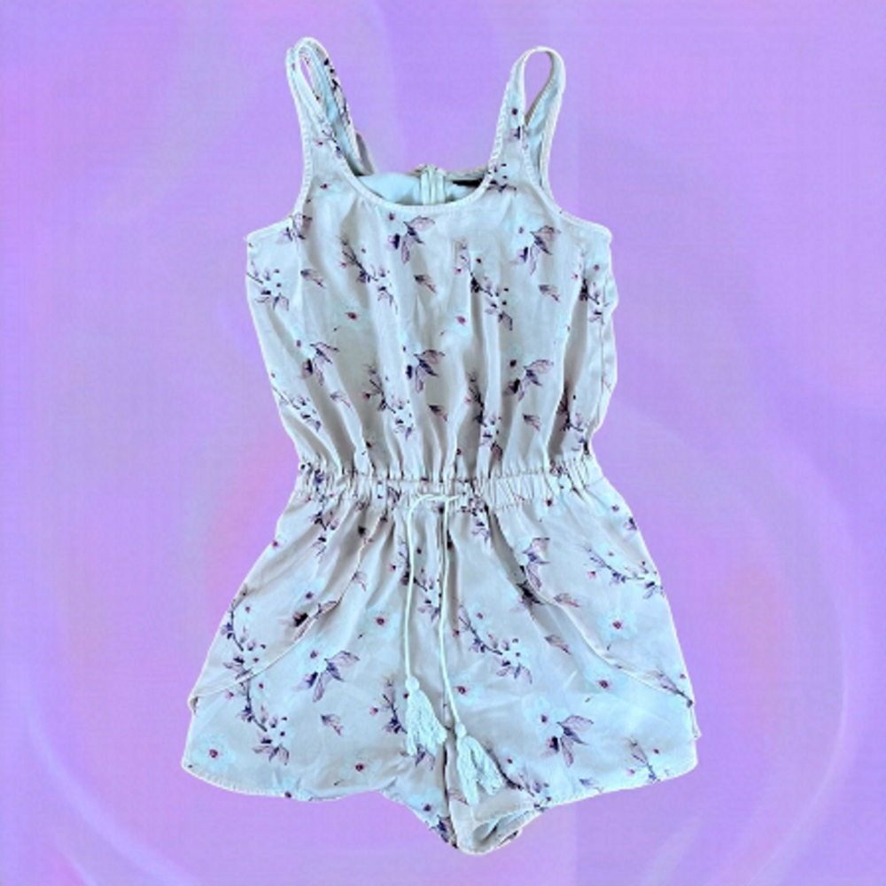 Teamltd. Floral Romper Size Small